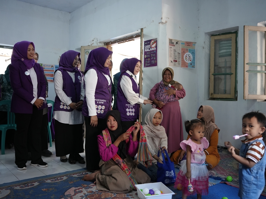 Yuliati Nugrahani Tinjau Posyandu Kedungotok, Dorong Aduan Warga Lewat Posyandu 6 SPM Ditangani Lebih Cepat